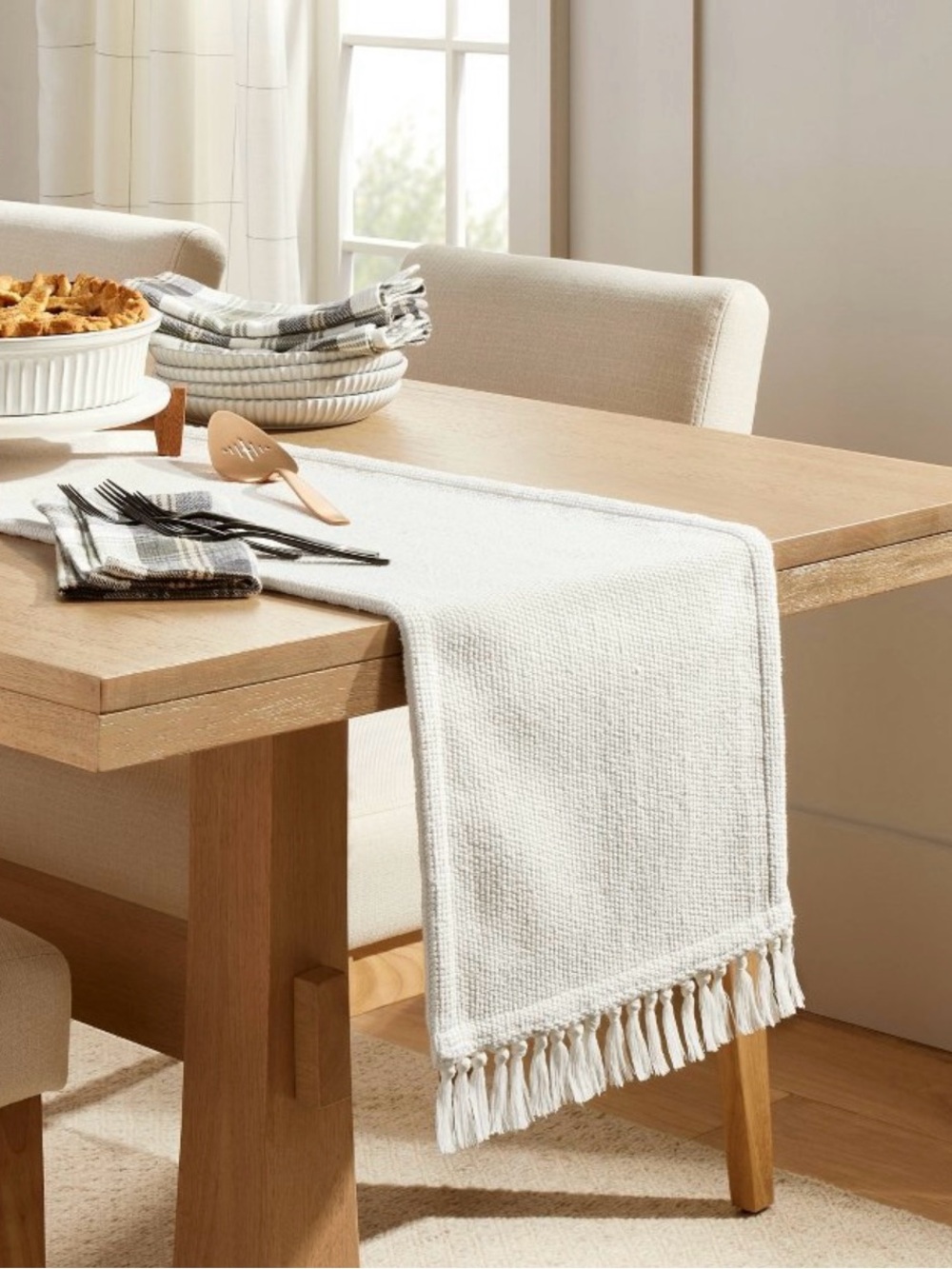 NWT Pebble Textured Woven Table Runner by Hearth & Hand 14”x72”